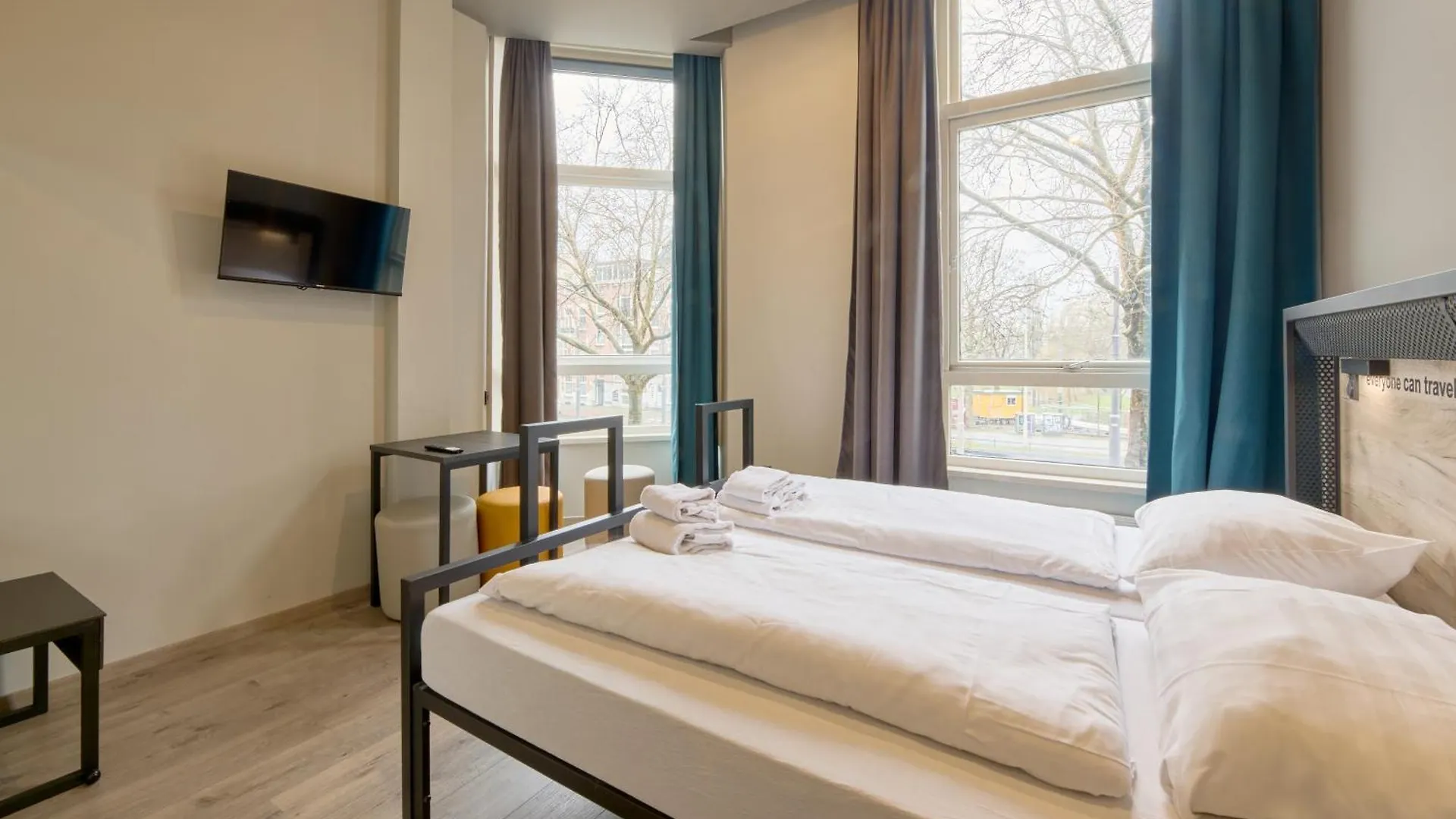 A&O Rotterdam City 3*,